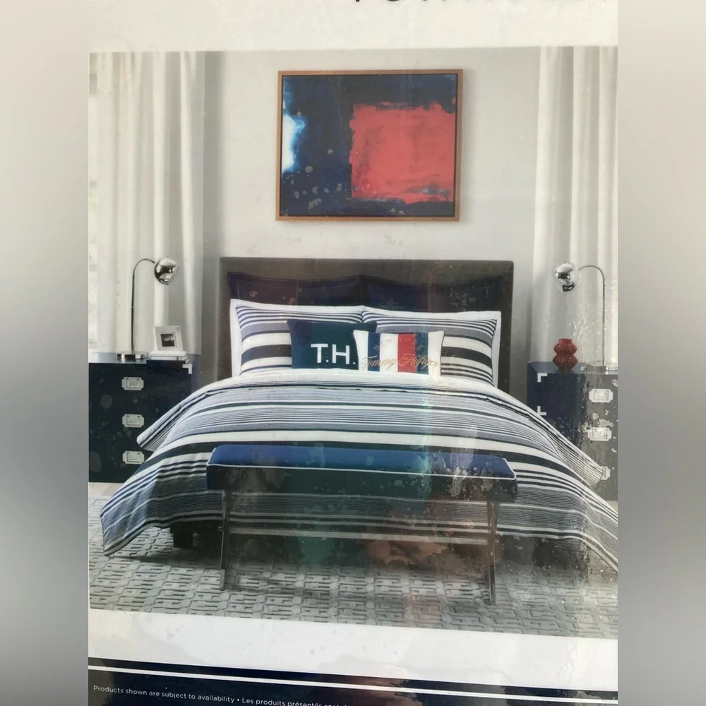 Tommy Hilfiger Blue and White Twin Duvet Set